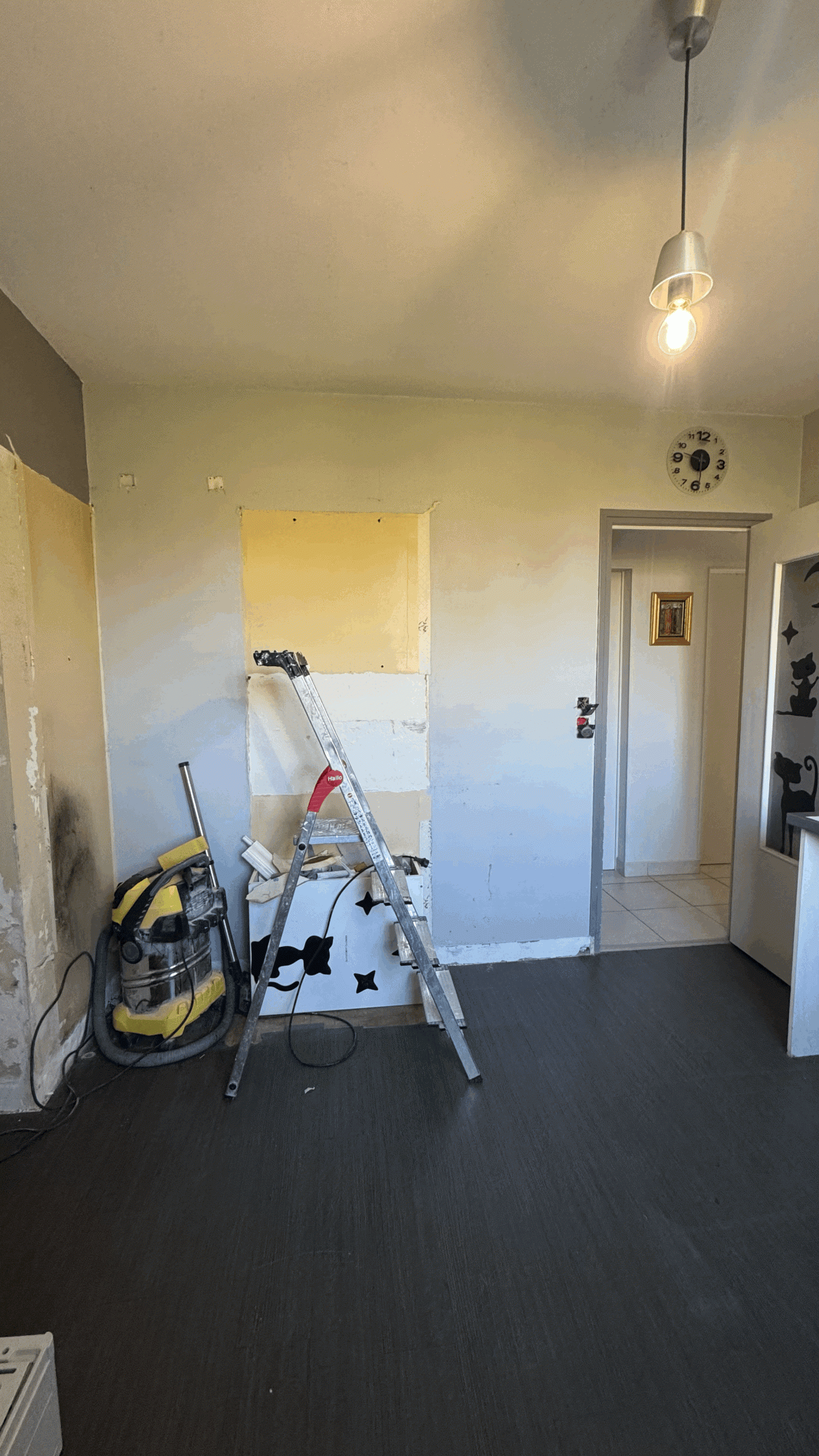 Photo de chantier en travaux pour une cuisine 